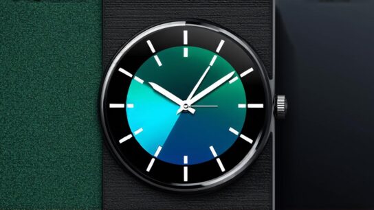 How to alter the clock color on an iPhone running iOS 15